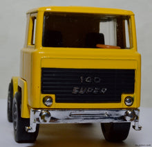 playart 7904 fast wheel shell tanker truck