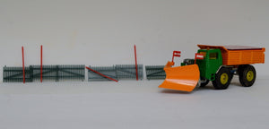 SIKU 2212 V337 Faun snow rare red canopy