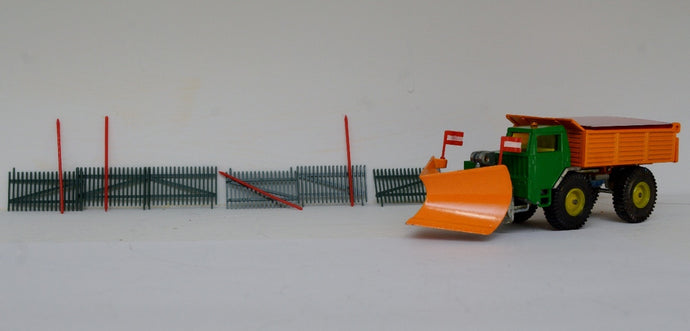 SIKU 2212 V337 Faun snow rare red canopy