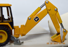 Ertl, John Deere #5521 backhoe loader 1/64
