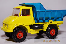 vintage 1973 corgi unimog 406
